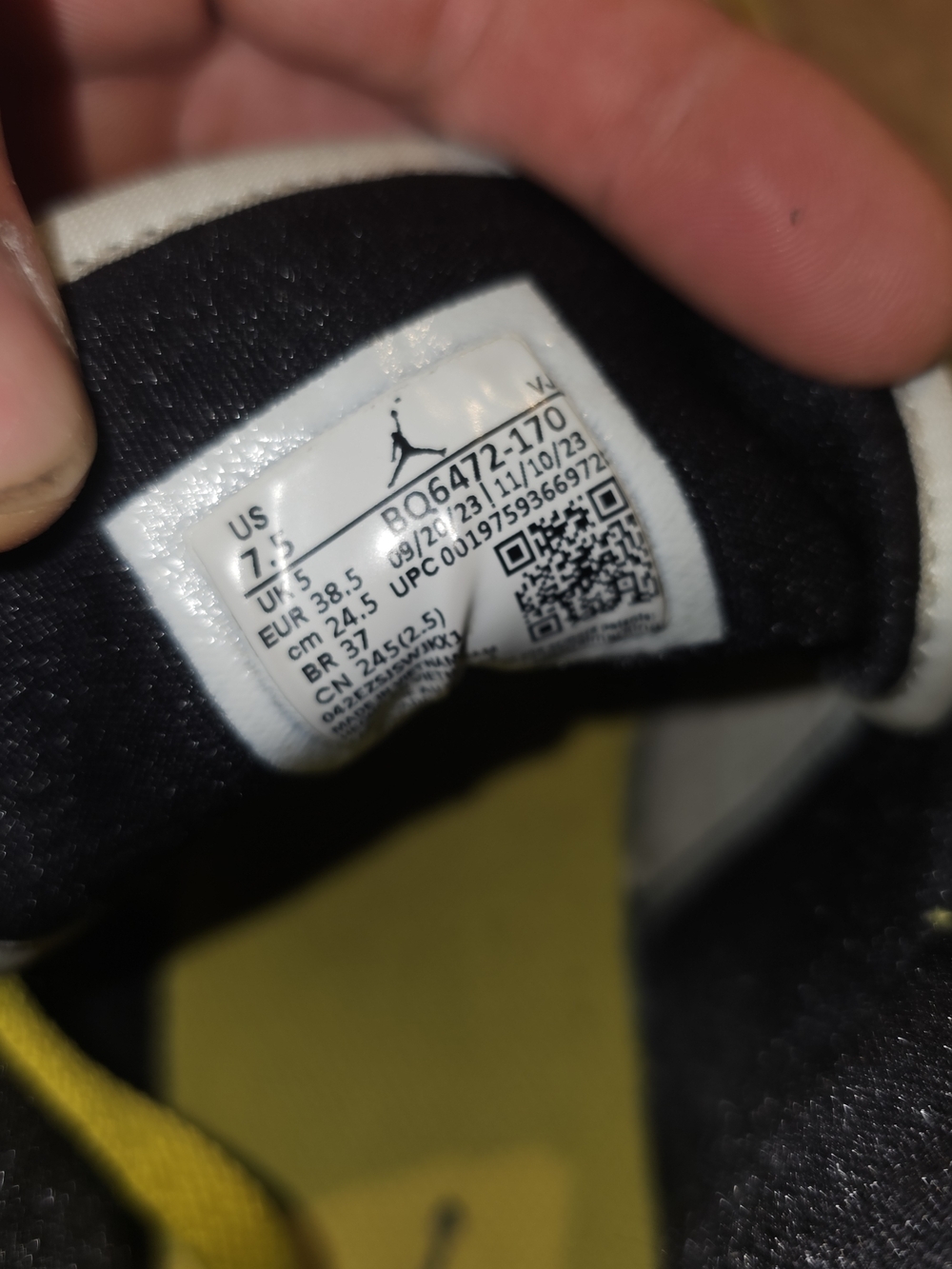 Jordan Mid Top Sneakers in Yellow and White - Picture 7 of 7